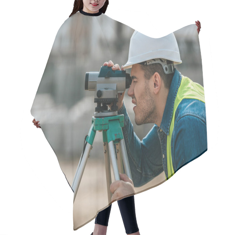 Personality  Side View Of Surveyor Looking Through Digital Level  Hair Cutting Cape