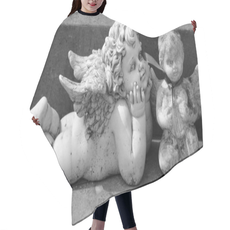 Personality  Angelic Figurines On Tomb Hair Cutting Cape