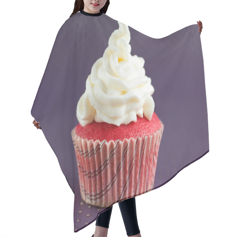 Personality  Velvet Cupcake With White Frosting Hair Cutting Cape