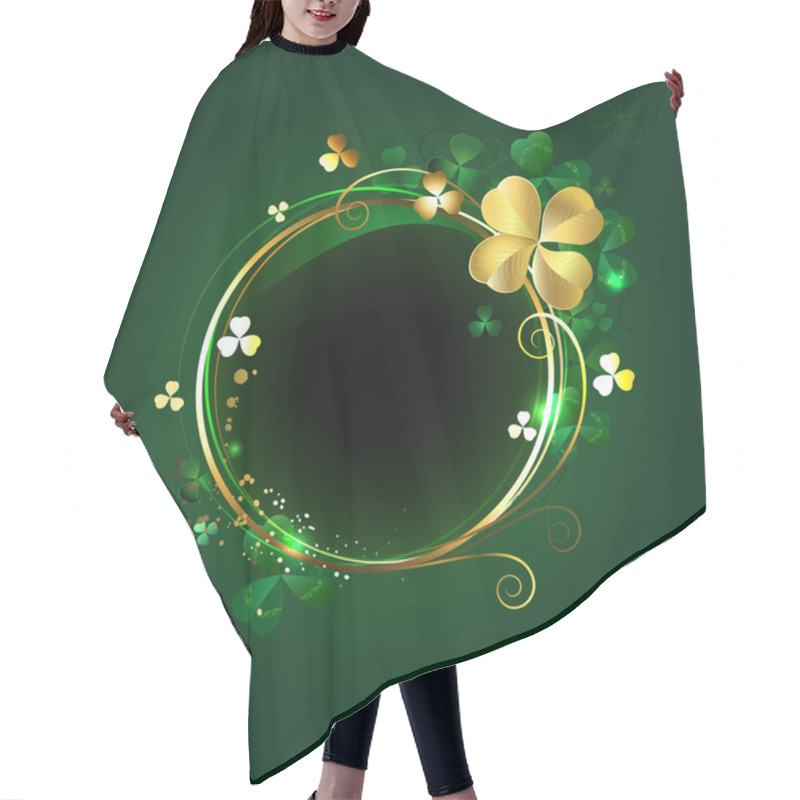 Personality  Round Banner With Clover Hair Cutting Cape