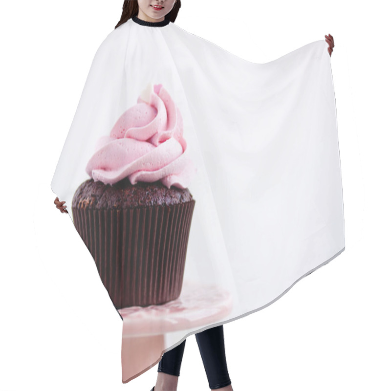 Personality  Pink Chocolate Cupcake  Close Up Hair Cutting Cape