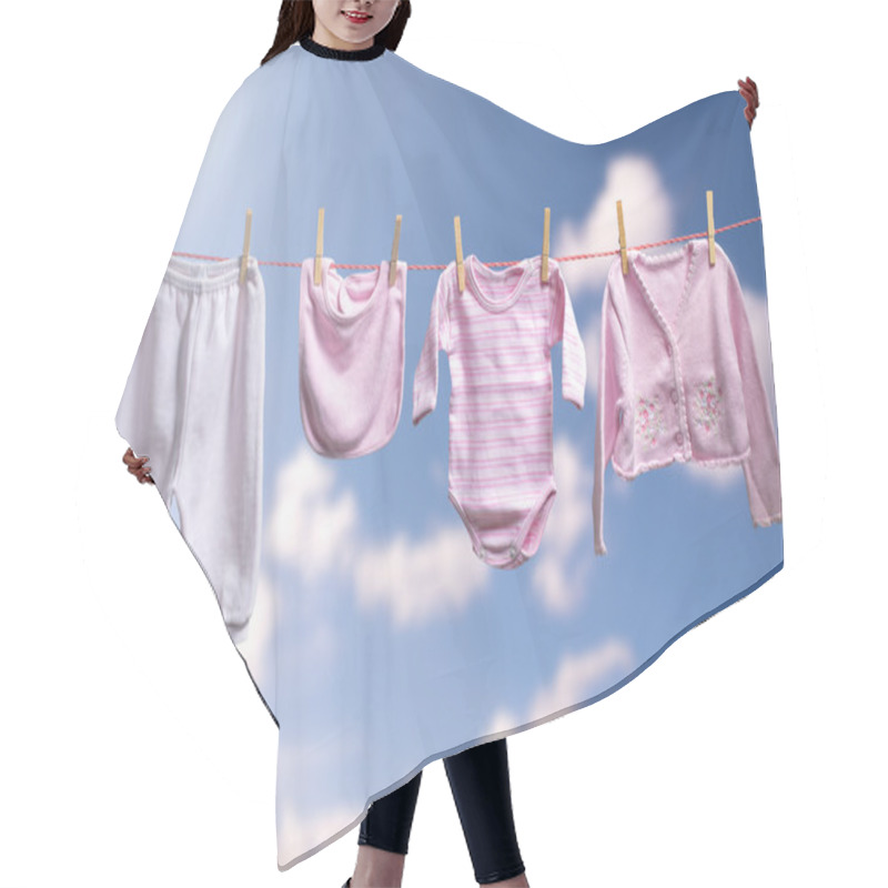 Personality  Clean Baby Girl Clothes On The Outdoor Clotheslin Hair Cutting Cape