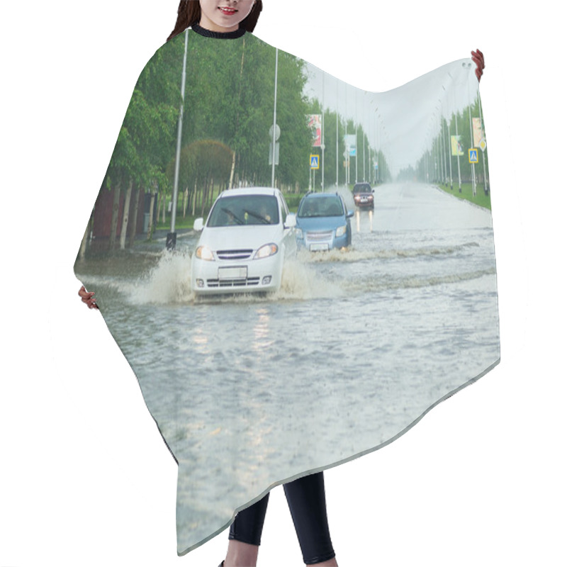 Personality  Cars Crossing A Huge Puddle On The Street In The City. Hair Cutting Cape