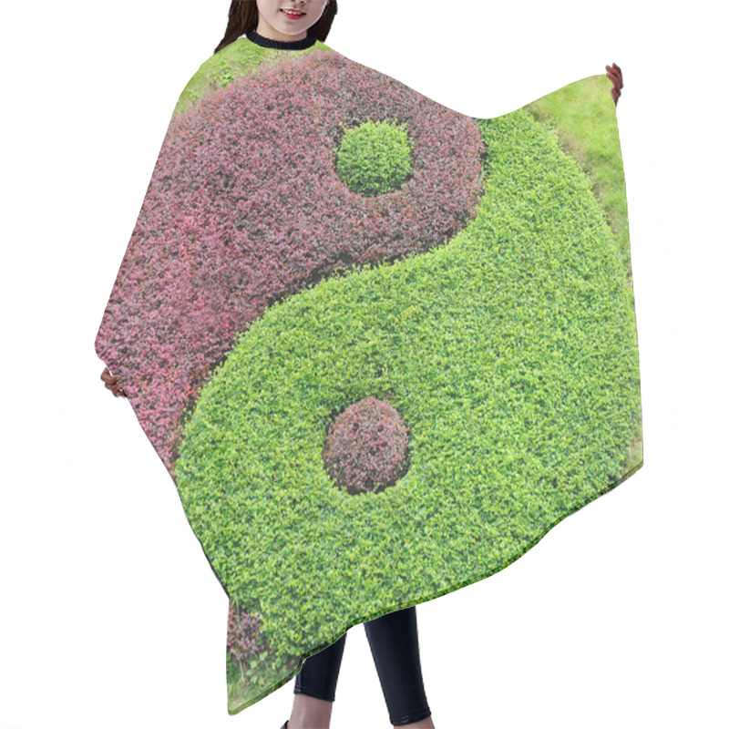 Personality  The Yin And Yang Hair Cutting Cape