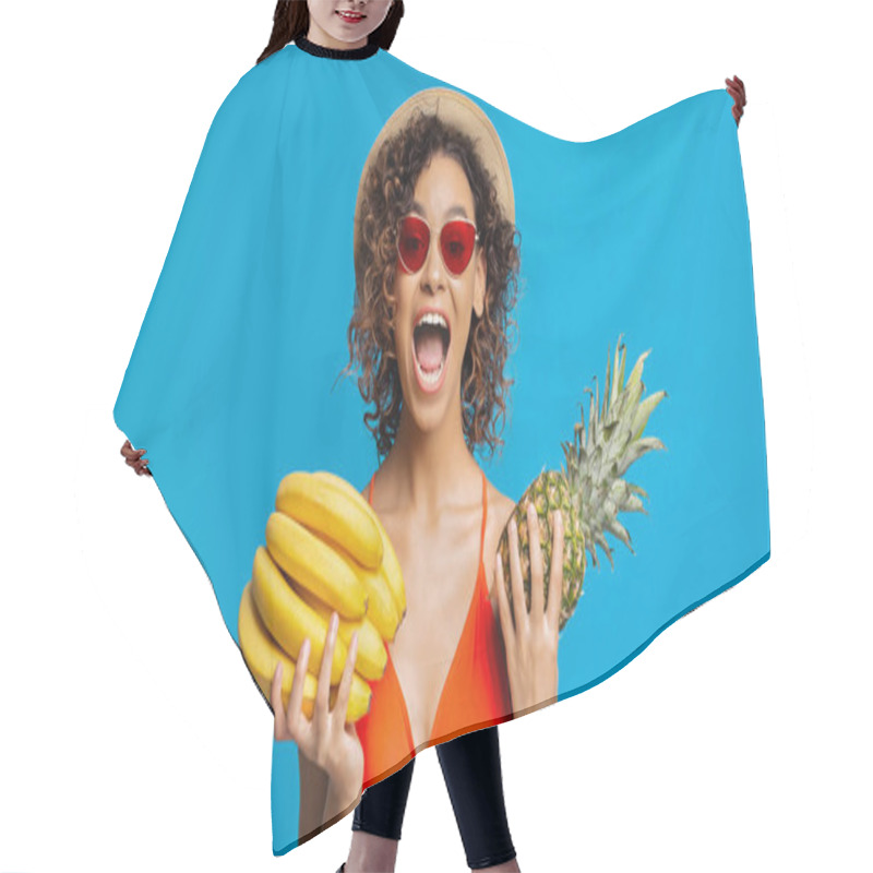 Personality  Emotional Black Girl Holding Bananas And Pineapple Hair Cutting Cape