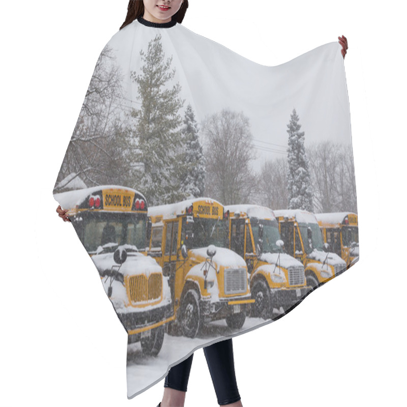 Personality  Yellow School Buses Parked In The Snow Hair Cutting Cape