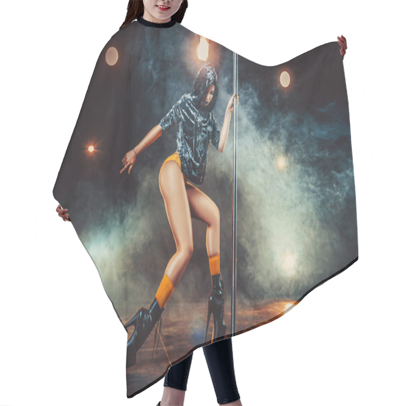 Personality  Pole Dance Woman Hair Cutting Cape