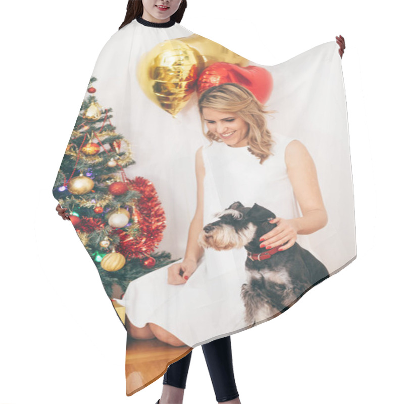 Personality  Girl Celebrating Christmas With Dog Hair Cutting Cape