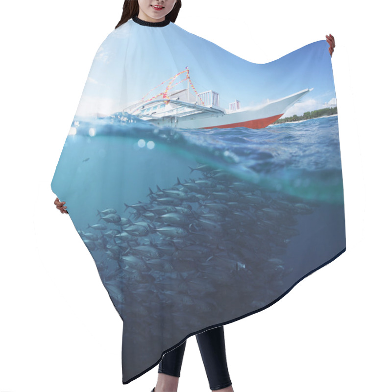 Personality  Fish Hair Cutting Cape