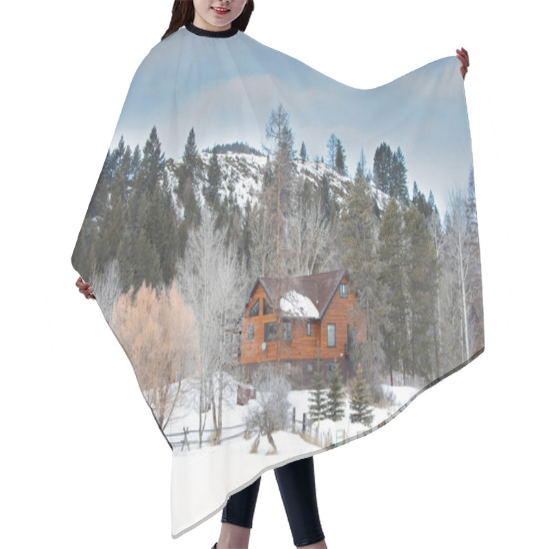 Personality  Country Homestead Cabin With White Frozen Trees In Winter On A Cold Morning In Montana, USA Hair Cutting Cape