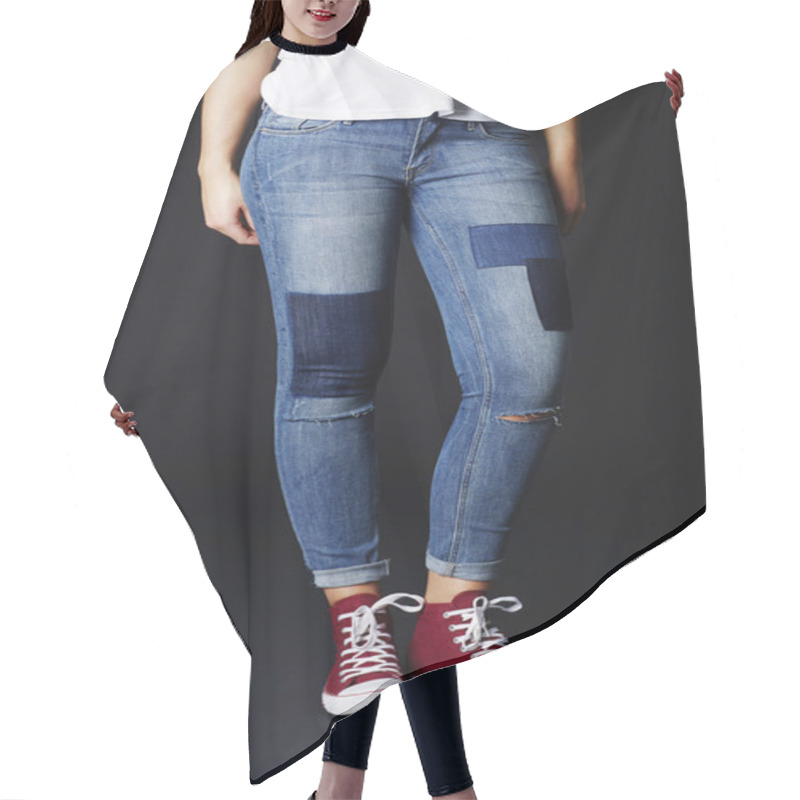 Personality  Young Woman In Jeans And Sneakers Hair Cutting Cape