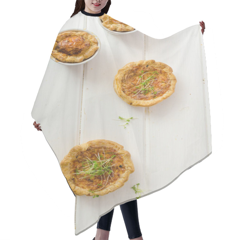 Personality  Onion Mini Quiche With Bacon And Corn Hair Cutting Cape