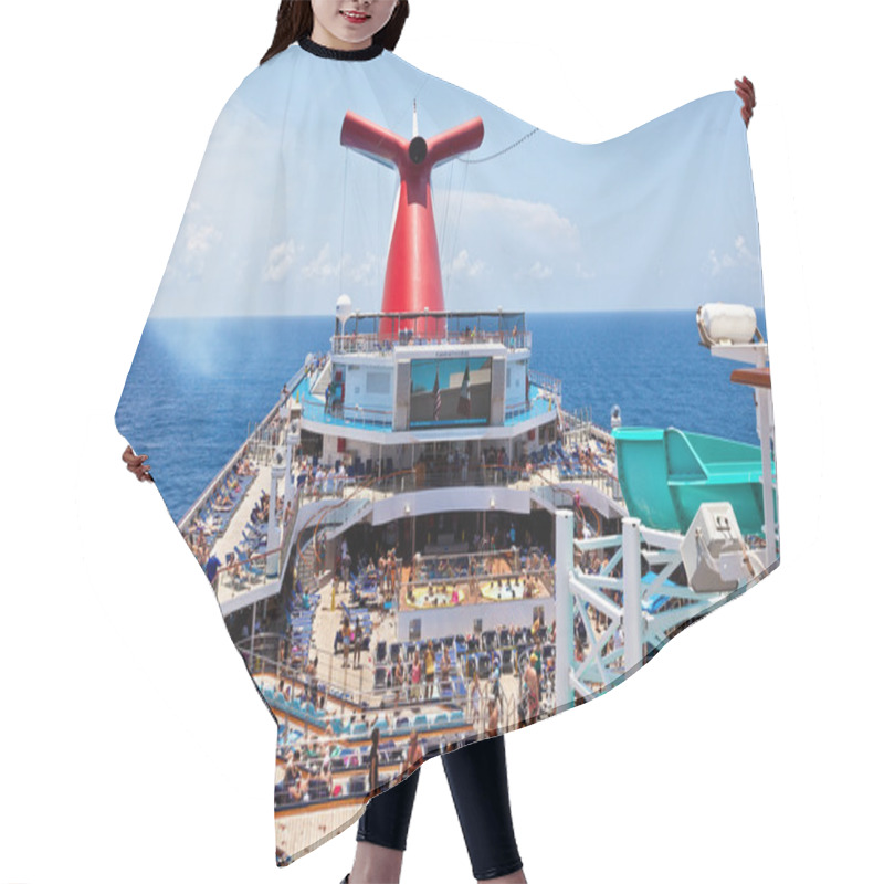 Personality  Cruise Ship Hair Cutting Cape