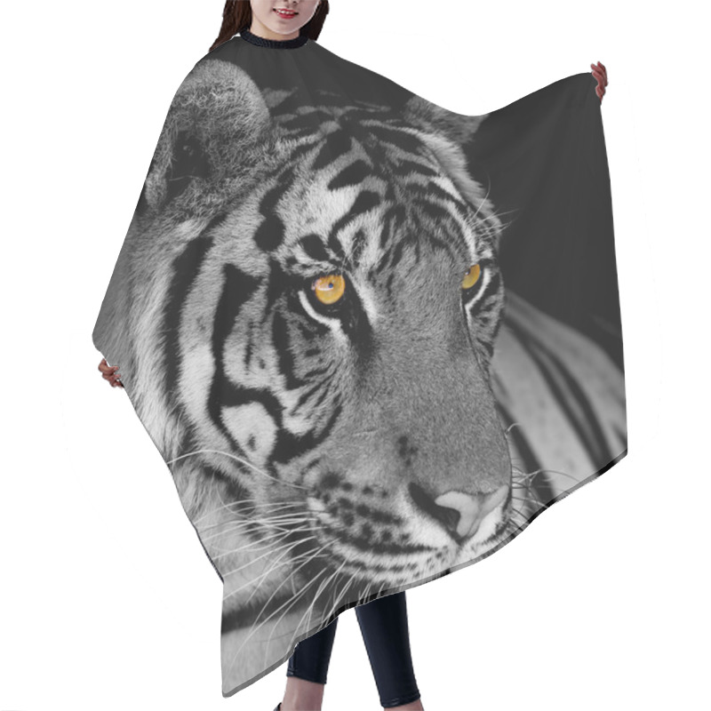 Personality  Black And White Tiger Hair Cutting Cape