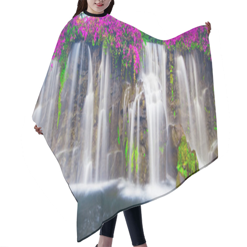 Personality  Beautiful Lush Waterfall Hair Cutting Cape