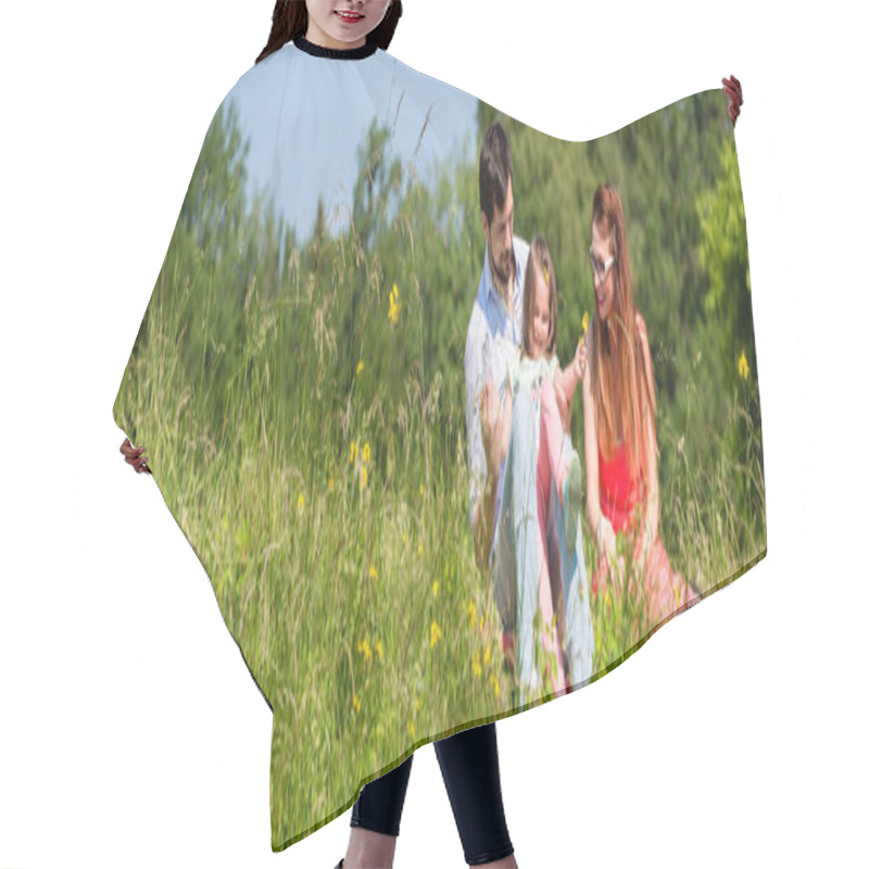 Personality  Panorama Picture Of Family With Mom, Dad And Daughter Hair Cutting Cape