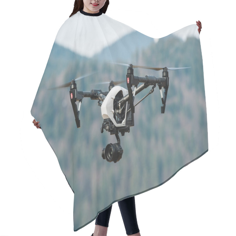 Personality  Drone With High Resolution Digital Camera Hair Cutting Cape