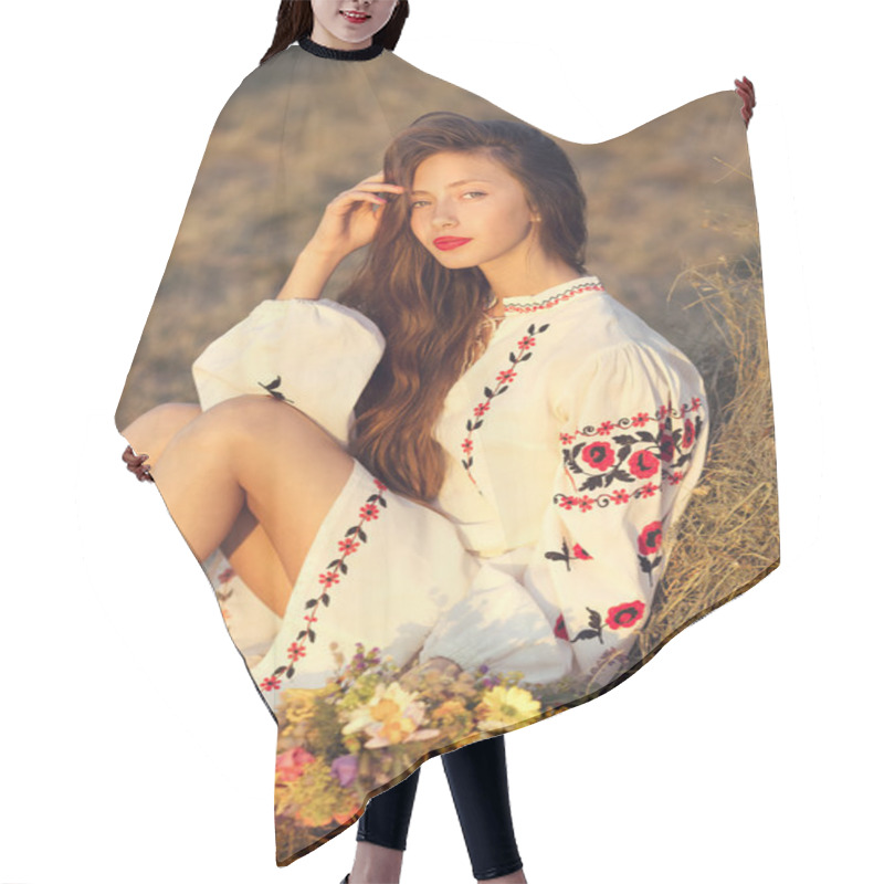 Personality  Beautiful Girl In Meadow In National Suite Hair Cutting Cape