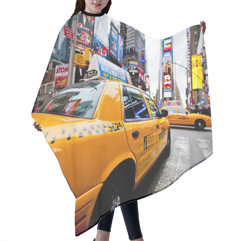 Personality  Times Square Hair Cutting Cape