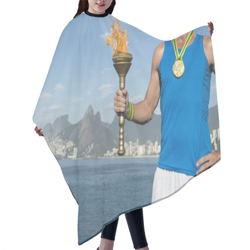 Personality  Gold Medal Athlete Holding Sport Torch Rio De Janeiro Hair Cutting Cape