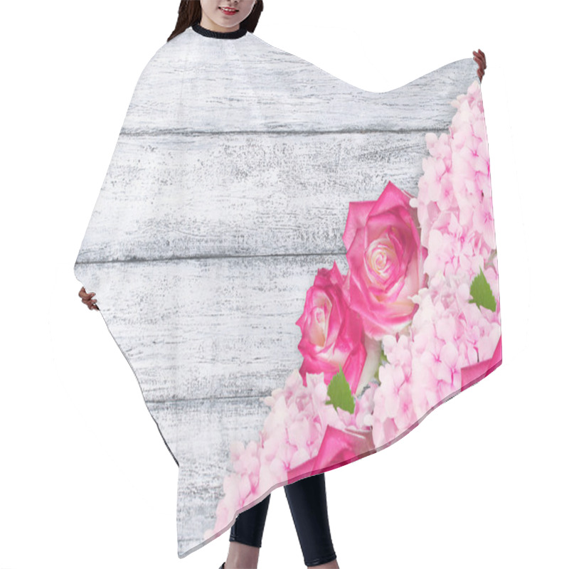 Personality  Roses And Hydrangeas On Shabby Wooden Planks Hair Cutting Cape