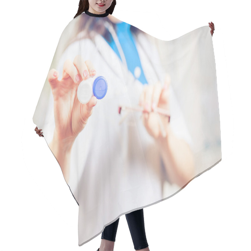 Personality  Doctor Hands Giving Pair Of Contact Lens In Case To Patient Offe Hair Cutting Cape