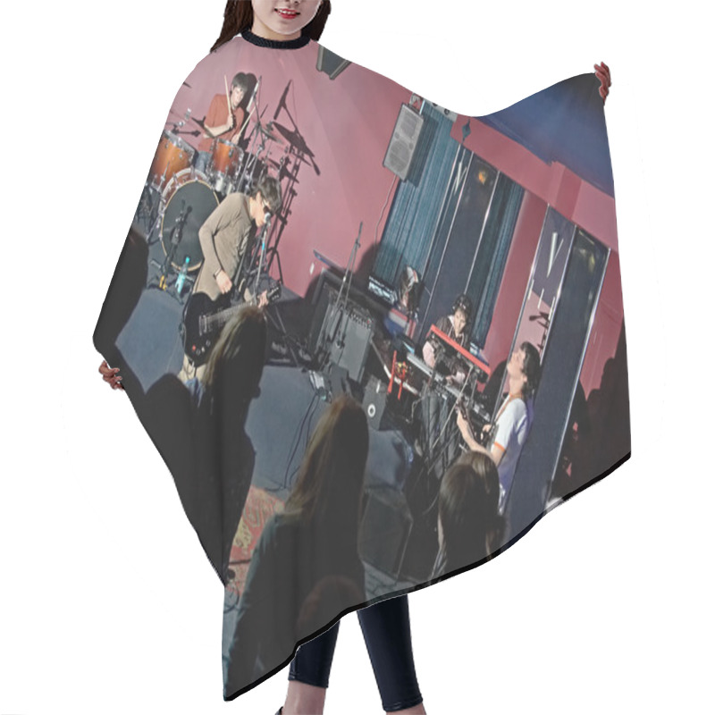 Personality  Musicians Hair Cutting Cape