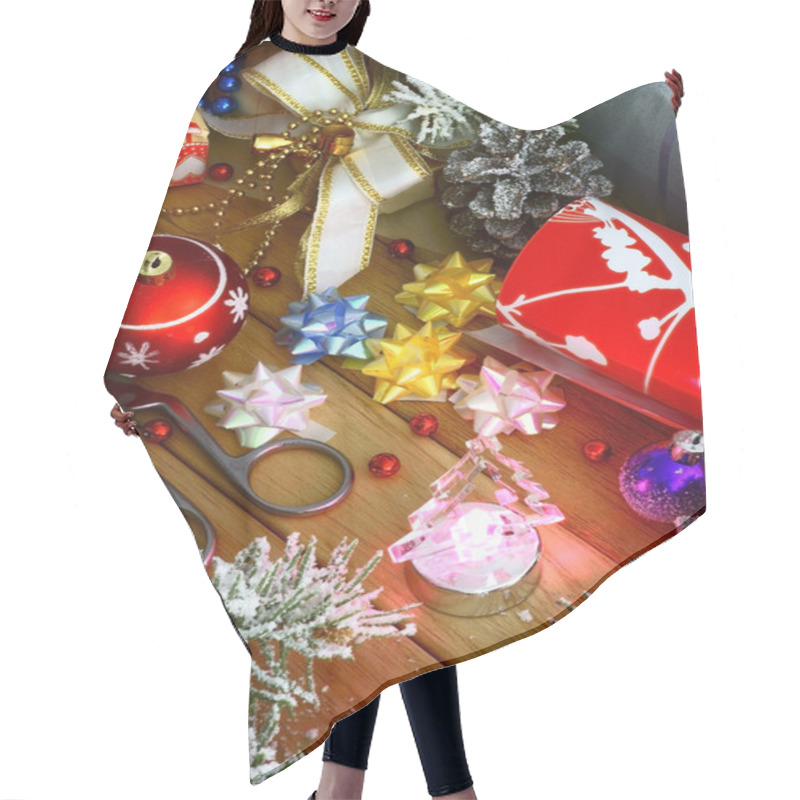 Personality  Christmas Preparations Hair Cutting Cape