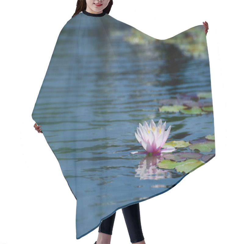 Personality  Lotus Flower Hair Cutting Cape