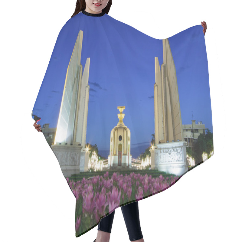 Personality  The Democracy Monument At Twilight Time Hair Cutting Cape