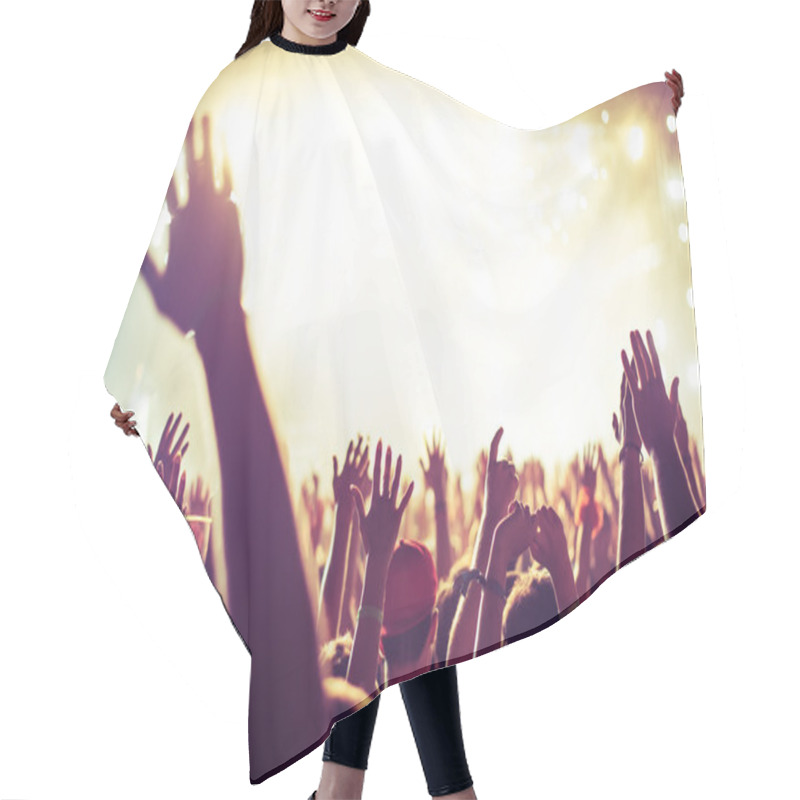 Personality  Put Your Hands Up In The Air! Hair Cutting Cape