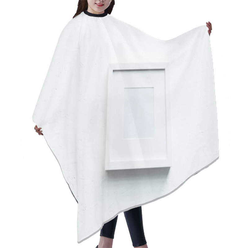 Personality  Empty Photo Frame Hanging On Wall Hair Cutting Cape