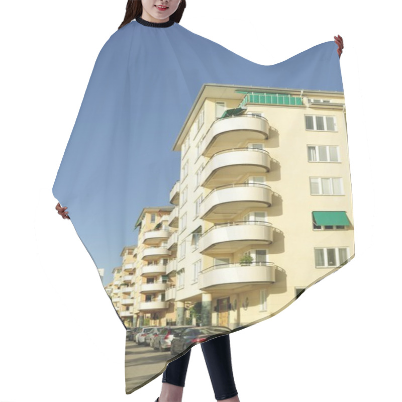 Personality  Apartment Block Hair Cutting Cape