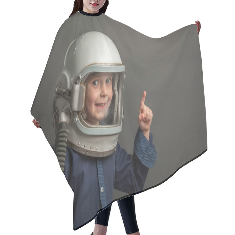 Personality  Small Child Wants To Fly An Airplane Wearing An Airplane Helmet Hair Cutting Cape