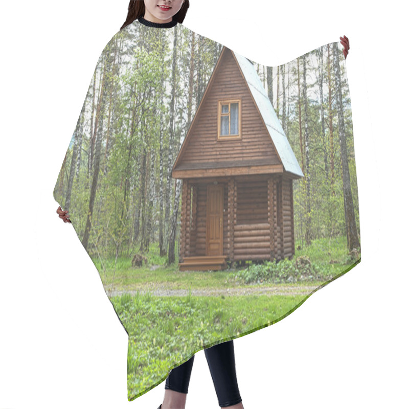 Personality  Wooden Small House In A Wood Hair Cutting Cape