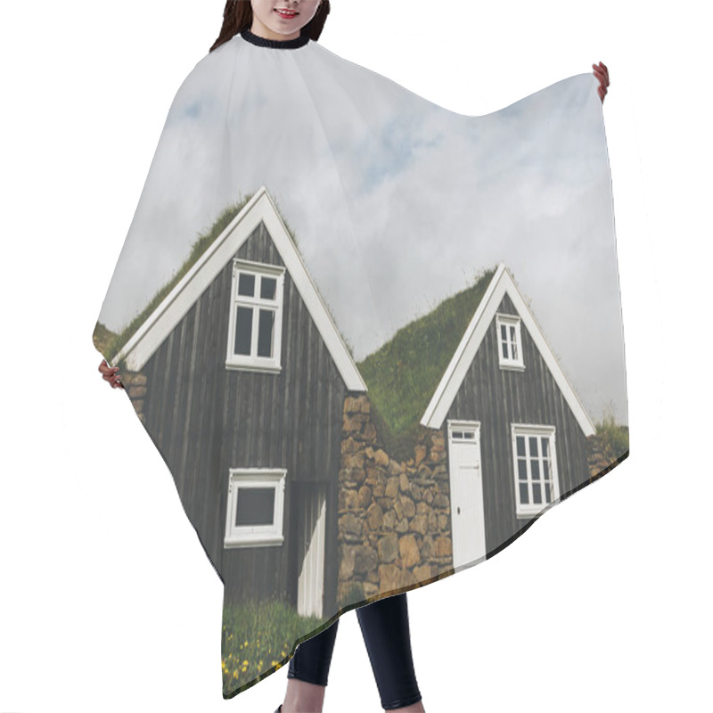 Personality  Black Farmhouses Hair Cutting Cape