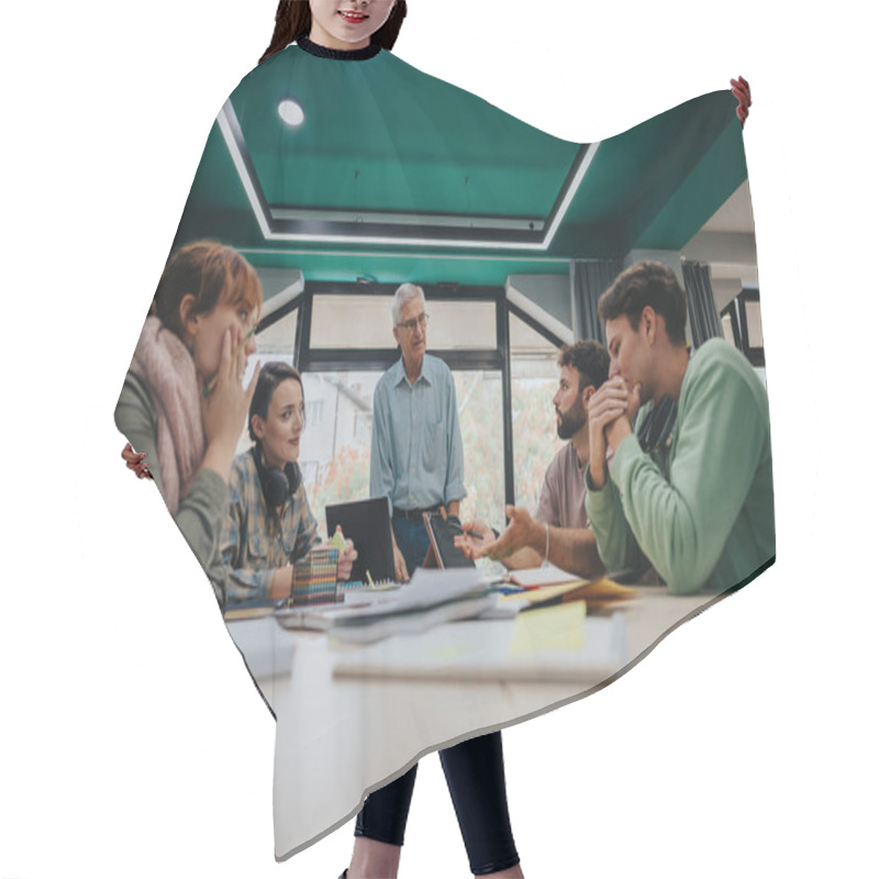 Personality  A Group Of University Students Engage In A Collaborative Project With The Guidance Of A Senior Professor. They Are Working Together In A Modern, Bright Classroom Setting. Hair Cutting Cape