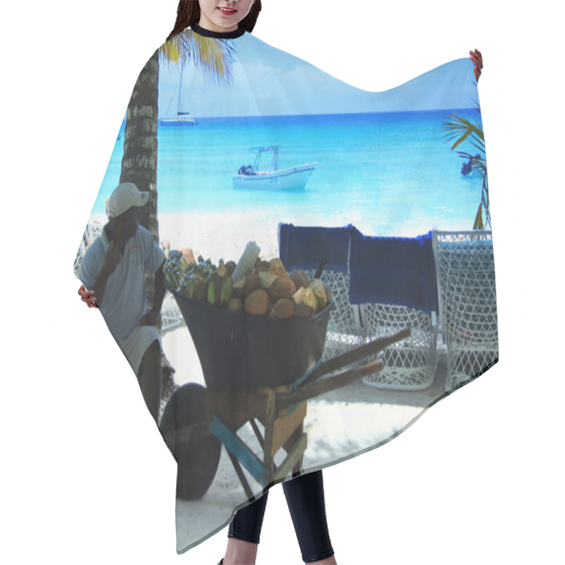 Personality  Saona Island, Coconut Hair Cutting Cape