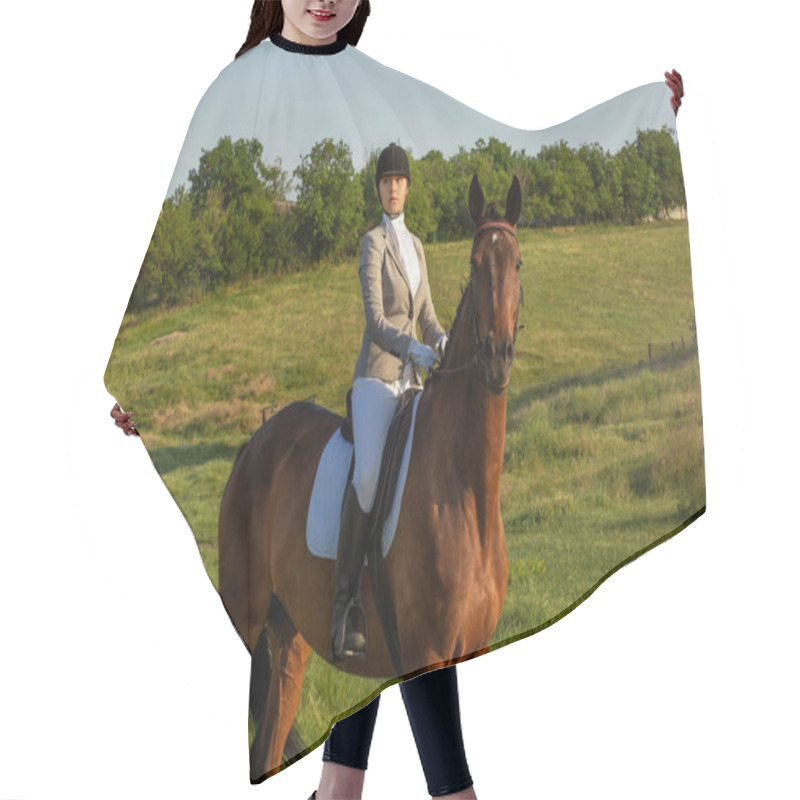 Personality  Young Woman Riding A Horse On The Green Field Hair Cutting Cape