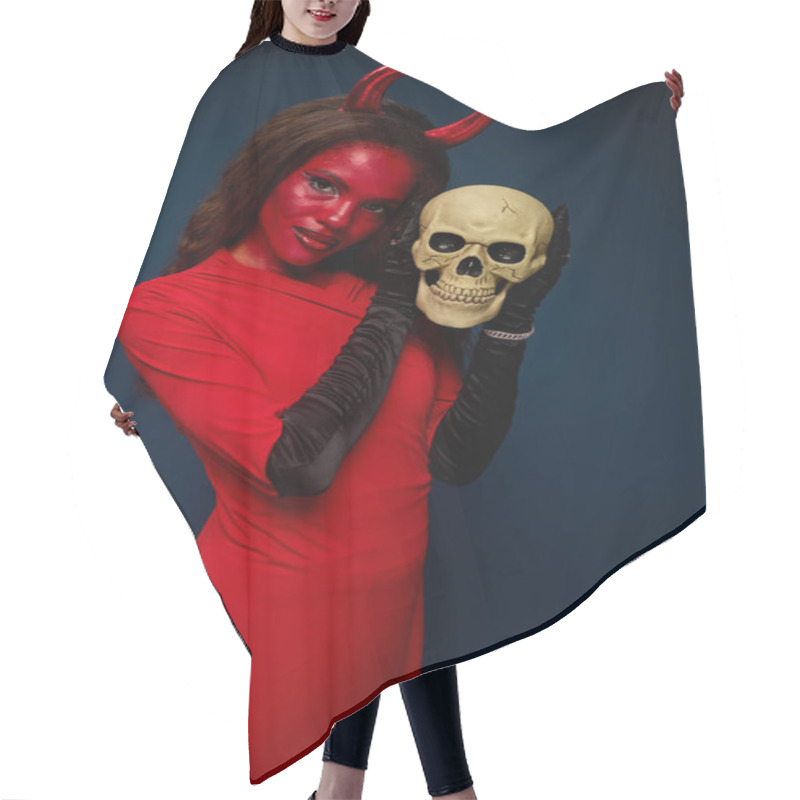 Personality  A Beautiful Woman Dressed As A Devil Holds A Skull, Capturing The Halloween Spirit Beautifully. Hair Cutting Cape