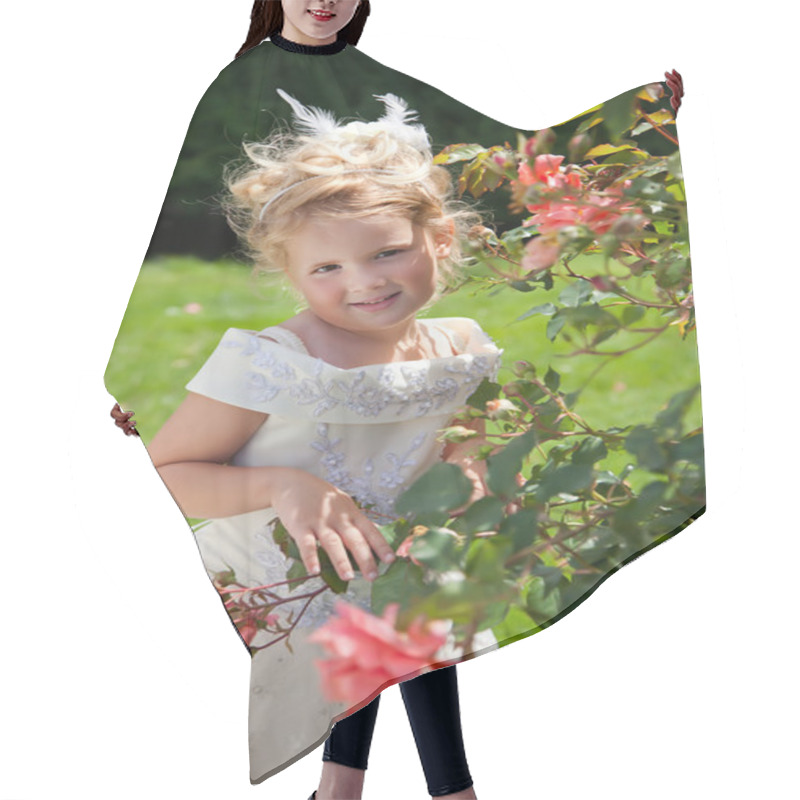 Personality  Girl In Roses Garden Hair Cutting Cape