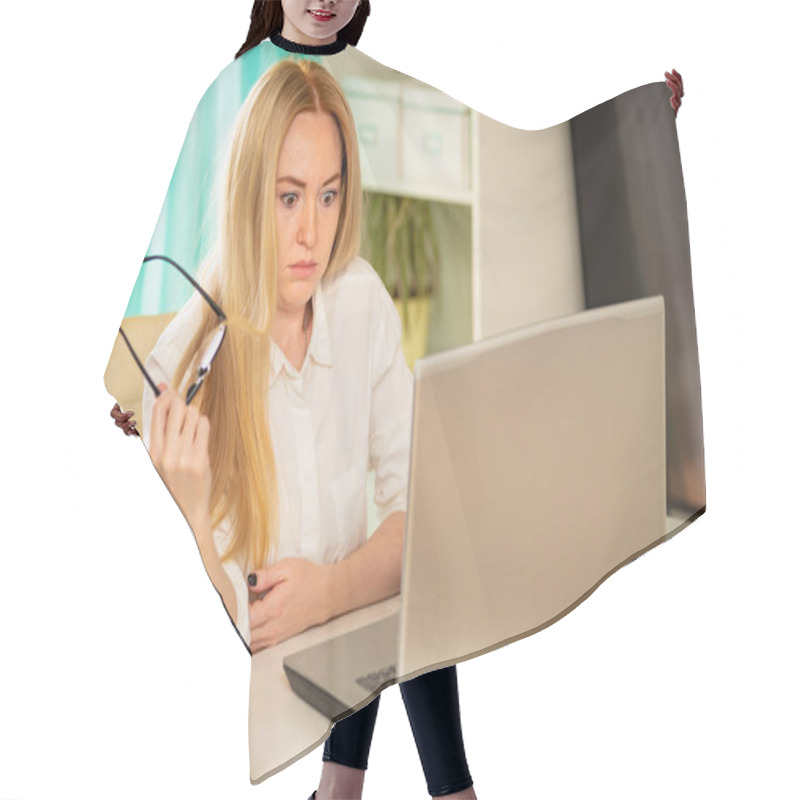 Personality  Confused Young Woman Looking On Laptop At Home Feeling Bewildered By No Connection, Reading Online News In Internet. Hair Cutting Cape