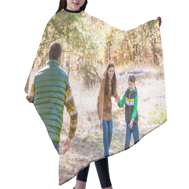 Personality  Happy Family Playing With Frisbee  Hair Cutting Cape