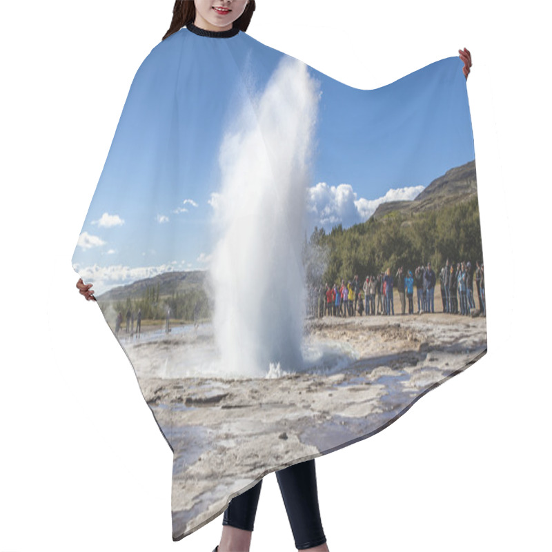 Personality  Icelandic Geyser 14 Hair Cutting Cape