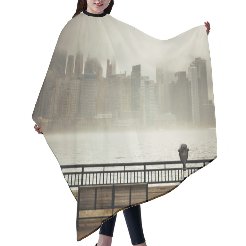 Personality  New York City Downtown Fog Hair Cutting Cape