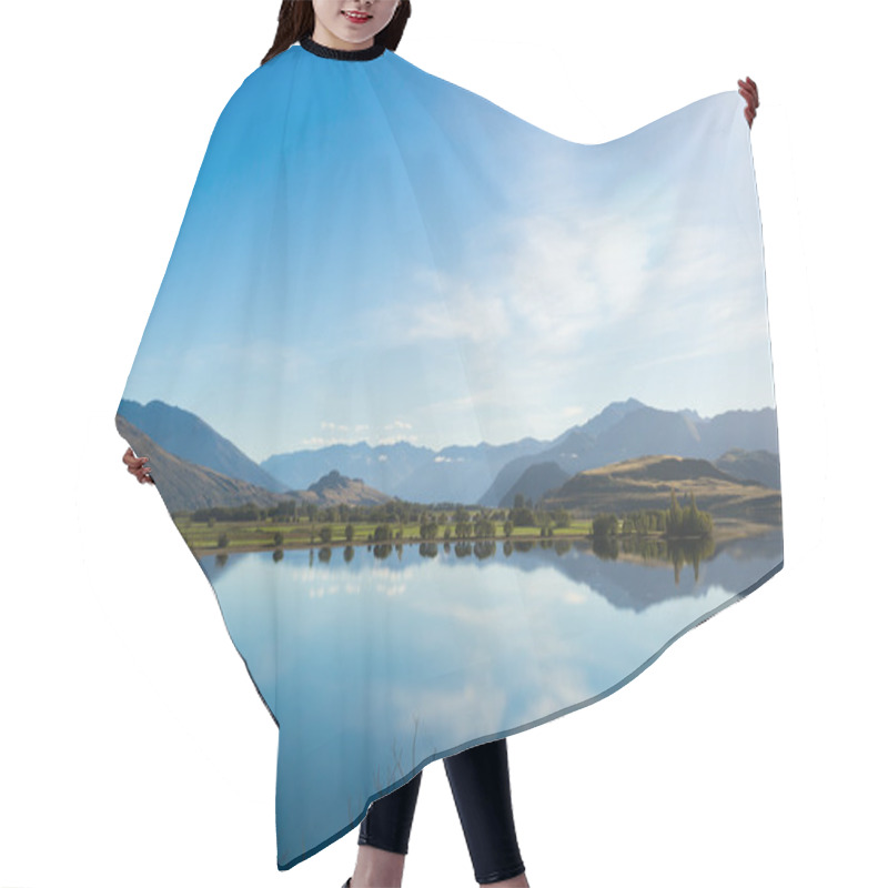 Personality  New Zealand Alps And Lake Hair Cutting Cape