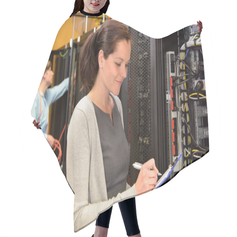 Personality  Woman IT Engineer In Server Room Hair Cutting Cape