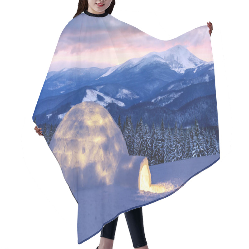 Personality  Real Snow Igloo House In The Winter Mountains Hair Cutting Cape