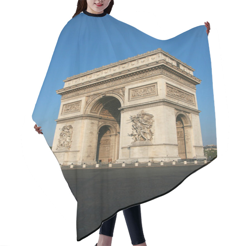 Personality  Parisian Triumphal Arch Hair Cutting Cape