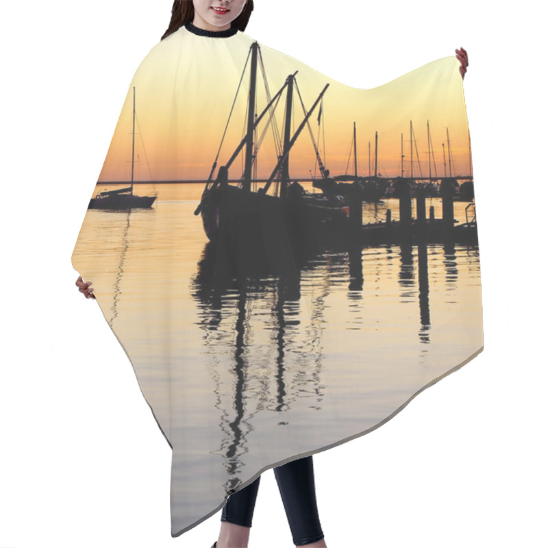 Personality  Anchored Boats Hair Cutting Cape